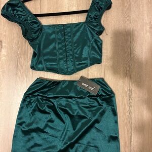 Wet Seal Emerald Green Satin Skirt Matching Set